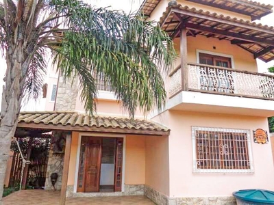 Casa em Itaipu, Niterói/RJ de 280m² 4 quartos à venda por R$ 789.000,00