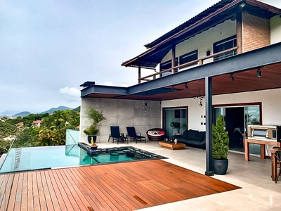 Casa em Itaipu, Niterói/RJ de 430m² 3 quartos à venda por R$ 3.499.000,00