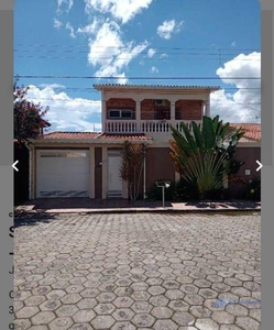 Casa em Jardim Santa Maria, Jacareí/SP de 313m² 3 quartos à venda por R$ 749.000,00