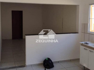 Casa em Jardim Santa Maria, São Roque/SP de 120m² 2 quartos à venda por R$ 299.000,00