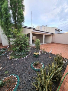 Casa em Loteamento Gameleira, Rio Verde/GO de 195m² 3 quartos à venda por R$ 524.000,00