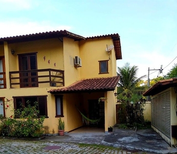 Casa em Maria Paula, São Gonçalo/RJ de 84m² 2 quartos à venda por R$ 319.000,00