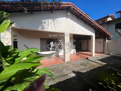Casa em Martim de Sá, Caraguatatuba/SP de 191m² 5 quartos à venda por R$ 499.000,00