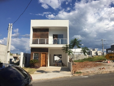 Casa em Morada dos Nobres, Taubaté/SP de 147m² 3 quartos à venda por R$ 529.000,00