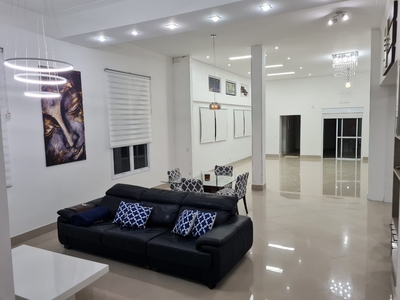 Casa em Paisagem Renoir, Cotia/SP de 281m² 3 quartos à venda por R$ 1.799.000,00