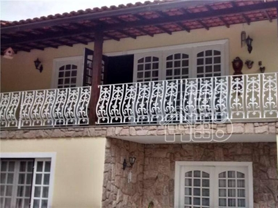 Casa em Pendotiba, Niterói/RJ de 265m² 6 quartos à venda por R$ 849.000,00