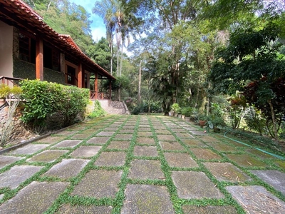 Casa em Pendotiba, Niterói/RJ de 579m² 4 quartos à venda por R$ 2.099.000,00