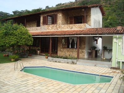 Casa em Piratininga, Niterói/RJ de 150m² 3 quartos à venda por R$ 849.000,00