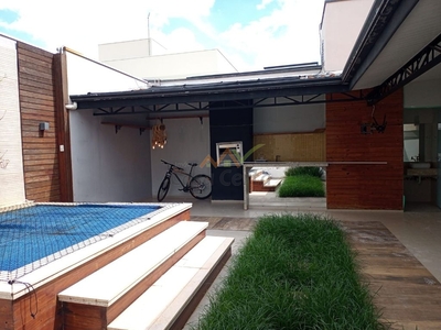 Casa em Residencial Village da Serra, Mogi Guaçu/SP de 200m² 3 quartos à venda por R$ 1.200.000,00 ou para locação R$ 4.700,00/mes
