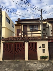 Casa em Sol e Mar, Macaé/RJ de 100m² 3 quartos à venda por R$ 299.000,00