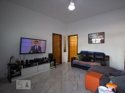 Casa para alugar com 5 dorms, 220m²