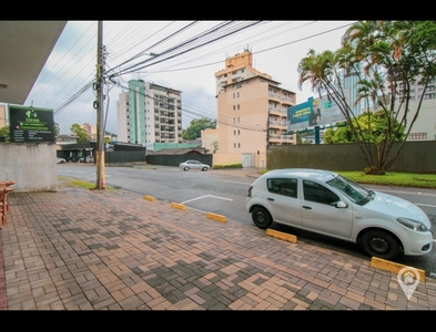 Sala/Escritório no Bairro Vila Nova em Blumenau com 67.21 m²