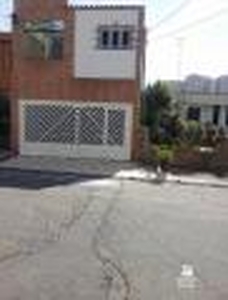 Sobrado B.Sta. Maria, Sao Caetano, 3 dorm.2 suites, 2 vgs 370m?