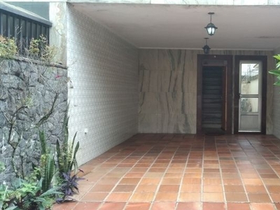 Sobrado em Boqueirão, Santos/SP de 200m² 4 quartos à venda por R$ 1.324.000,00
