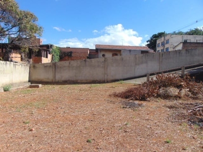 Terreno em Saudade, Belo Horizonte/MG de 750m² à venda por R$ 848.000,00