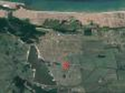 Terreno em Unamar (Cabo Frio ? RJ) com 300mÂ² (12m x 25m)