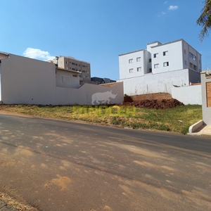 Terreno em Vila Aparecida, Franca/SP de 10m² à venda por R$ 848.000,00