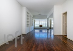 Apartamento à venda em Copacabana com 170 m², 3 quartos, 2 suítes, 1 vaga