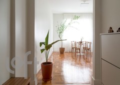 Apartamento à venda em Catete com 102 m², 3 quartos, 1 suíte
