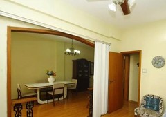 Apartamento à venda em Laranjeiras com 110 m², 3 quartos, 1 suíte, 1 vaga