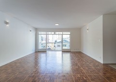 Apartamento à venda em Pinheiros com 178 m², 3 quartos, 1 suíte, 2 vagas