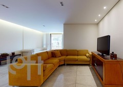 Apartamento à venda em Santo Antônio com 165 m², 4 quartos, 2 suítes, 4 vagas