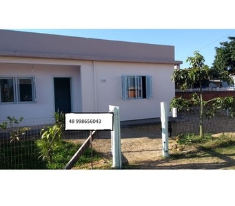 Casa de 3 Dormitórios Bairro Silveira - Passo de Torres SC.