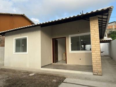 Casa em Campo Redondo, São Pedro da Aldeia/RJ de 112m² 3 quartos à venda por R$ 484.000,00