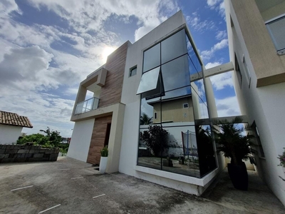 Casa em Centro, Lauro de Freitas/BA de 243m² 4 quartos à venda por R$ 849.000,00