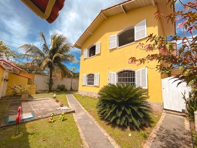 Casa em Jardim Atlântico Oeste (Itaipuaçu), Maricá/RJ de 206m² 4 quartos à venda por R$ 679.000,00