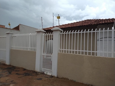 Casa em Mapim, Várzea Grande/MT de 130m² 3 quartos à venda por R$ 144.000,00