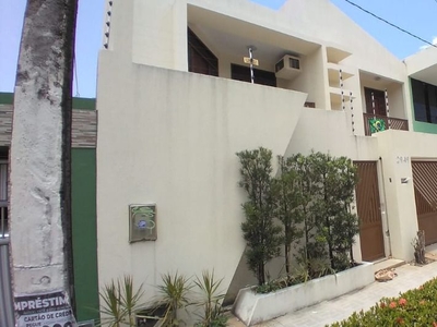 Casa em Neópolis, Natal/RN de 399m² 5 quartos à venda por R$ 584.000,00