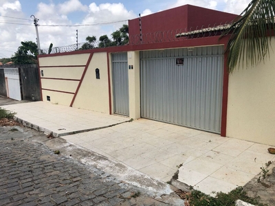 Casa em Ponta Negra, Natal/RN de 280m² 3 quartos à venda por R$ 399.000,00