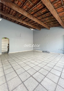 Casa em Santa Mônica, Belo Horizonte/MG de 160m² 2 quartos para locação R$ 2.197,00/mes