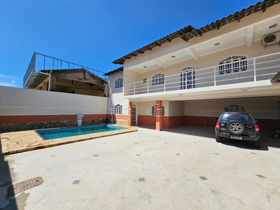 Casa em Setor Habitacional Arniqueiras (Taguatinga), Brasília/DF de 400m² 6 quartos para locação R$ 6.000,00/mes
