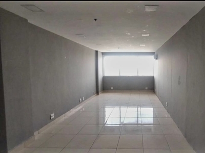 Sala em Centro, Nova Iguaçu/RJ de 35m² para locação R$ 1.700,00/mes