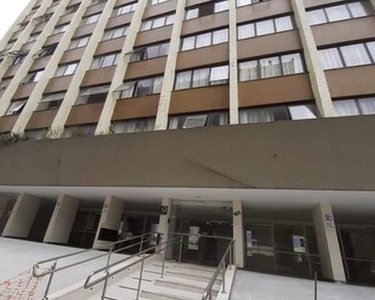 Apartamento com 3 quartos para alugar por R$ 1550.00, 74.26 m2 - CENTRO CIVICO - CURITIBA