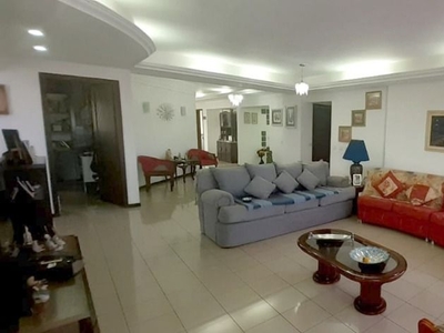 Apartamento em Candelária, Natal/RN de 269m² 3 quartos à venda por R$ 699.000,00