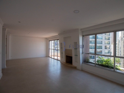 Apartamento em Jardim Paulista, São Paulo/SP de 0m² 3 quartos à venda por R$ 2.700.000,00 ou para locação R$ 15.945,00/mes