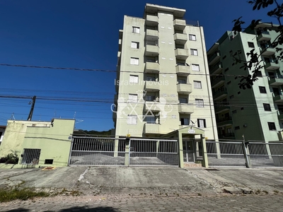 Apartamento em Martim de Sá, Caraguatatuba/SP de 74m² 2 quartos à venda por R$ 404.000,00