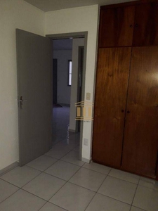 Apartamento em Parque Industrial, São José dos Campos/SP de 49m² 2 quartos para locação R$ 1.095,00/mes