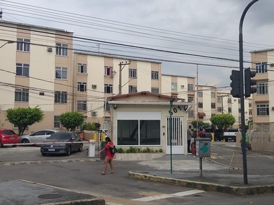 Apartamento para Locação em Rio de Janeiro, Irajá, 2 dormitórios, 1 banheiro, 1 vaga
