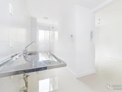 Apartamento para venda tem 75 metros quadrados com 3 quartos em Jardim Carvalho - Porto Al