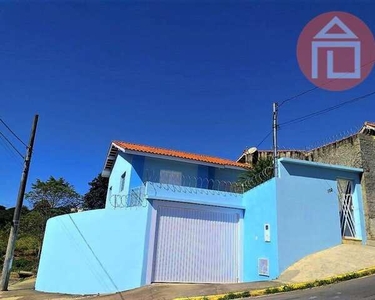 Casa com 3 dormitórios para alugar, 120 m² por R$ 2.290,00/mês - Vila Municipal - Bragança