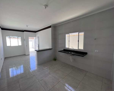 Casa com PISCINA no bairro GAIVOTAS- Itanhaém - SP