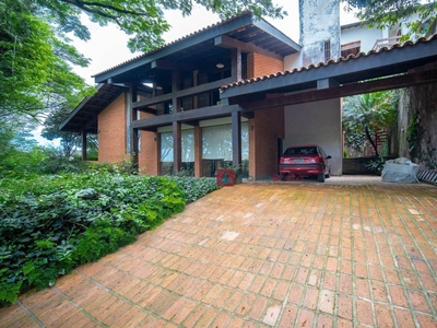 Casa em Águas da Fazendinha, Carapicuíba/SP de 288m² 3 quartos à venda por R$ 1.249.000,00