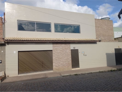 Casa em Cedro, Caruaru/PE de 307m² 4 quartos à venda por R$ 539.000,00