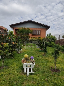 Casa em Charqueadas, Caxias do Sul/RS de 171m² 4 quartos à venda por R$ 582.000,00