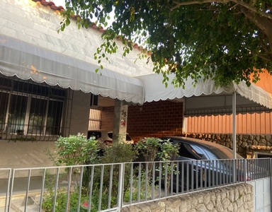 Casa em Fonseca, Niterói/RJ de 283m² 3 quartos para locação R$ 3.300,00/mes
