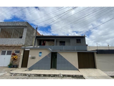 Casa em Indianópolis, Caruaru/PE de 163m² 7 quartos à venda por R$ 449.000,00